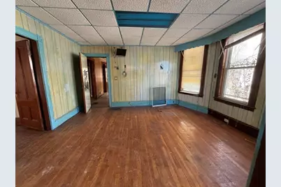 59 Myrtle St, Medford, MA 02155 - Photo 4