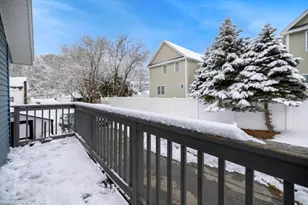 51 Spring St, Stoneham, MA 02180 - Photo 36