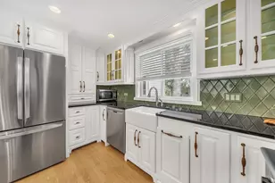 266 Langley Rd, Newton, MA 02459 - Photo 10