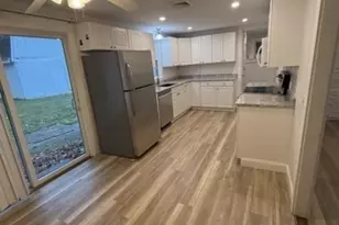 132 Woodsbury Rd, Rockland, MA 02370 - Photo 6