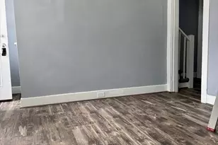 23 Trafalgar Sq, Barre, MA 01005 - Photo 8