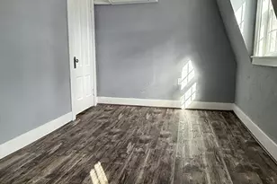 23 Trafalgar Sq, Barre, MA 01005 - Photo 14