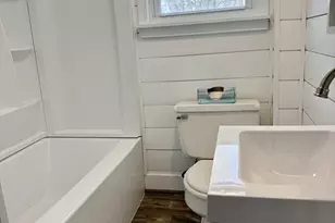 23 Trafalgar Sq, Barre, MA 01005 - Photo 12