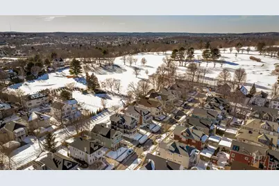 182 Maplewood St #2, Watertown, MA 02472 - Photo 40