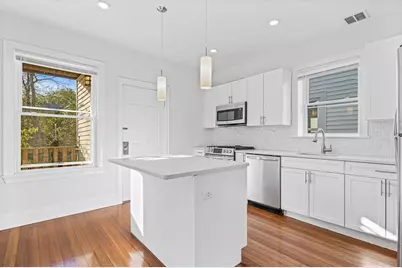 307 Hancock Street #3, Boston, MA 02125 - Photo 6