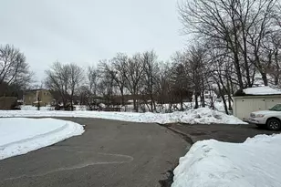 8 Sycamore Cir, Millbury, MA 01527 - Photo 8