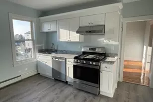 62 Elliot St, Worcester, MA 01605 - Photo 1