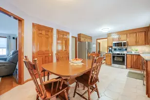 18 Joseph Rd, Northborough, MA 01532 - Photo 10