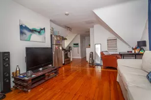 10 Thurston St, Somerville, MA 02145 - Photo 4