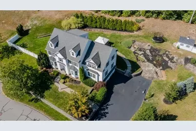 17 Lavoie Ln, Middleton, MA 01949 - Photo 4