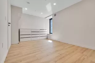 159 W 9th, Boston, MA 02127 - Photo 22