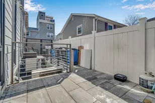 159 W 9th, Boston, MA 02127 - Photo 24