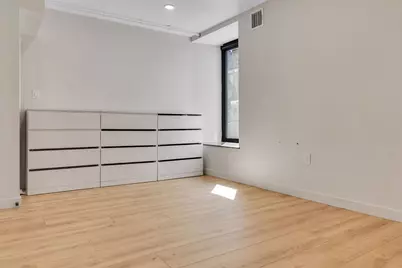 159 W 9th #1, Boston, MA 02127 - Photo 20