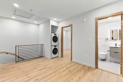 653 E 7th #3, Boston, MA 02127 - Photo 4