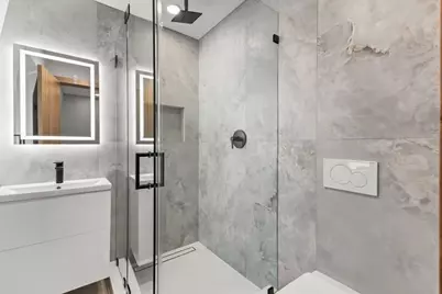 653 E 7th #3, Boston, MA 02127 - Photo 8