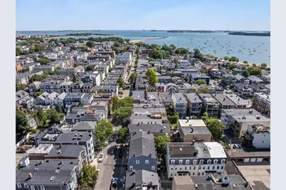 653 E 7th #3, Boston, MA 02127 - Photo 18