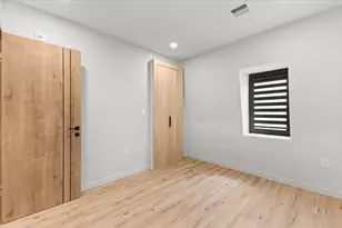 653 E 7th, Boston, MA 02127 - Photo 16