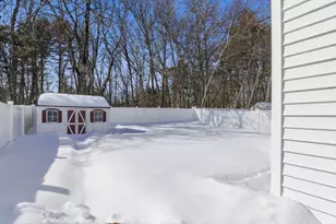 11 Joseph Ave, Dracut, MA 01826 - Photo 32