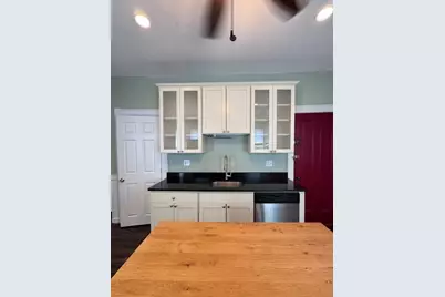 401 Washington St #3, Cambridge, MA 02139 - Photo 2