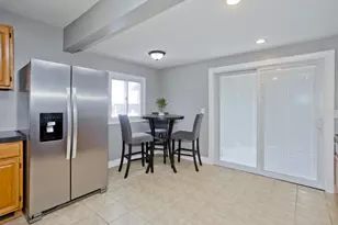 28 Porter St, Springfield, MA 01104 - Photo 12