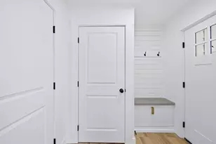 26 Rivulet St, Uxbridge, MA 01569 - Photo 2