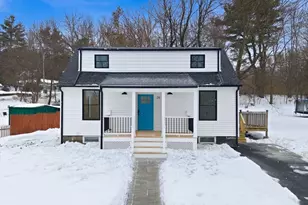 26 Rivulet St, Uxbridge, MA 01569 - Photo 1