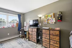 78 Edgelawn Ave, North Andover, MA 01845 - Photo 18