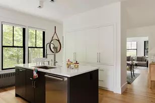 21 Walnut St, Watertown, MA 02472 - Photo 12