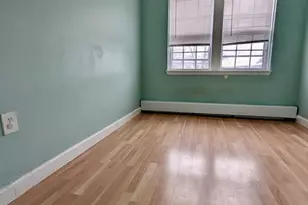 17 Hammond Pond Pkwy, Newton, MA 02467 - Photo 6