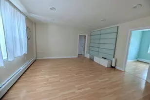 17 Hammond Pond Pkwy, Newton, MA 02467 - Photo 2