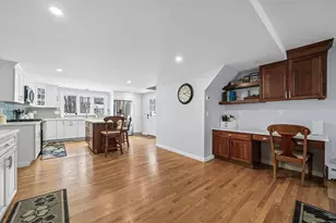 21 Herbert St, Wakefield, MA 01880 - Photo 2