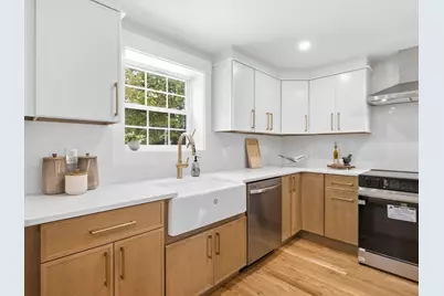 48 Brand Ave, Wilmington, MA 01887 - Photo 6