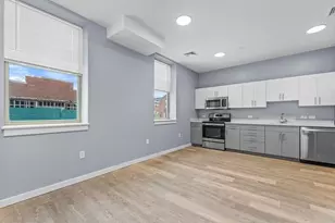 30 Beacham St, Everett, MA 02149 - Photo 4