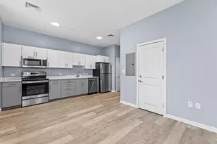 30 Beacham St, Everett, MA 02149 - Photo 2