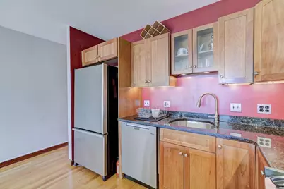 231 Main St #3R, Northampton, MA 01060 - Photo 12