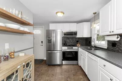 337 Westfield Rd, Holyoke, MA 01040 - Photo 2