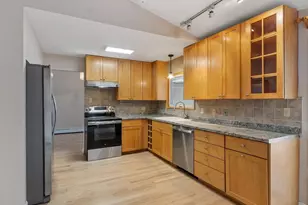 101 Elmcrest Rd, North Andover, MA 01845 - Photo 14