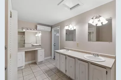 103 Elmcrest Road #103, North Andover, MA 01845 - Photo 12