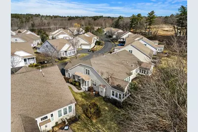3 Larkspur Cir #3, Georgetown, MA 01833 - Photo 2