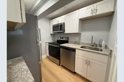 896 Broadway #6, Revere, MA 02151 - Photo 4