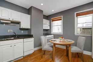 35 Story St, Boston, MA 02127 - Photo 4