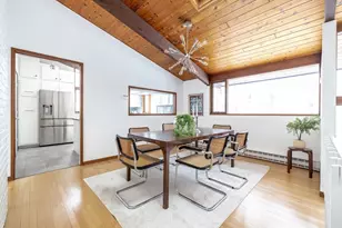 134 Rangeley Rd, Brookline, MA 02467 - Photo 8