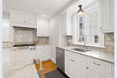 44 Allen Cir, Milton, MA 02186 - Photo 14