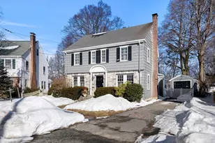 44 Allen Cir, Milton, MA 02186 - Photo 2