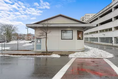 289 Acushnet Ave, New Bedford, MA 02740 - Photo 2