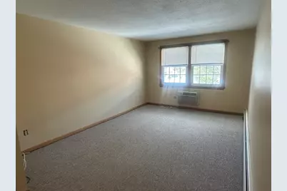 75 Ridgewood Ln #19, Gardner, MA 01440 - Photo 4