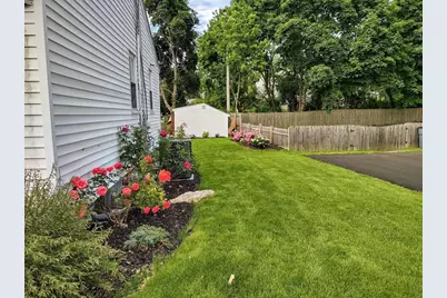 4 Powdrell Ave, Randolph, MA 02368 - Photo 28