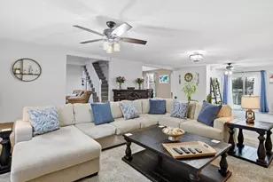 83 Oakdale St, Springfield, MA 01104 - Photo 2