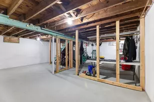 42 Anthony St, Agawam, MA 01001 - Photo 28