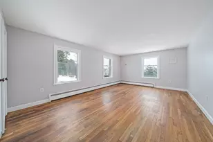 8 Conway Ln, Foxboro, MA 02035 - Photo 22